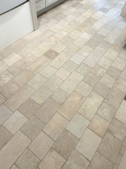 6x Random Length Beige Cobblestone | Limestone Tiles